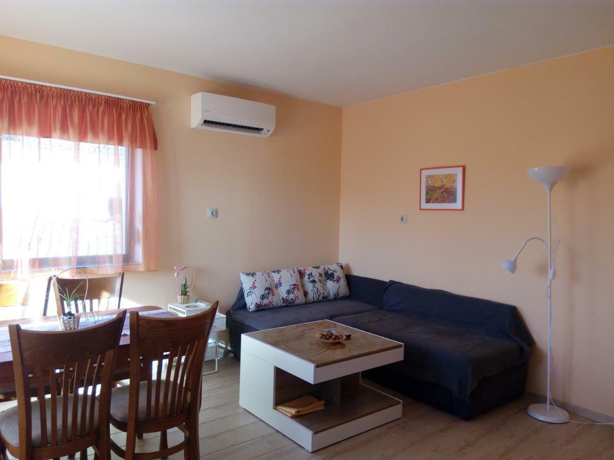 Rose Valley Guest House Kazanlŭk Exterior foto